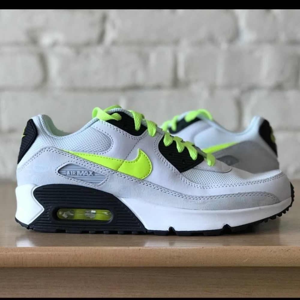Boys NIKE Air Max 90